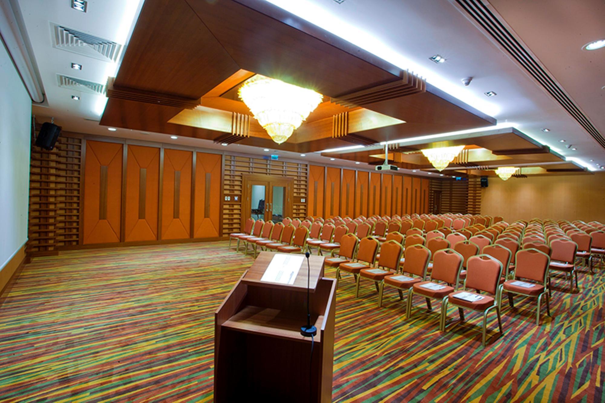 The Parma Hotel & Spa Taksim Истанбул Екстериор снимка